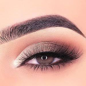 Detailed Eye Makeup Artistry